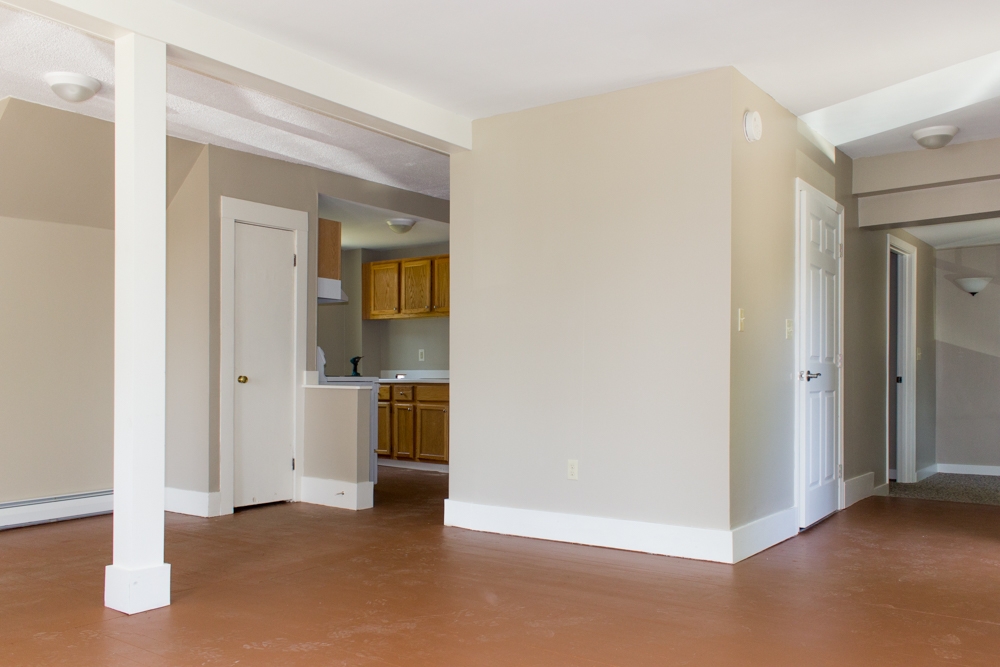 49_elm_1_kitchen_hall