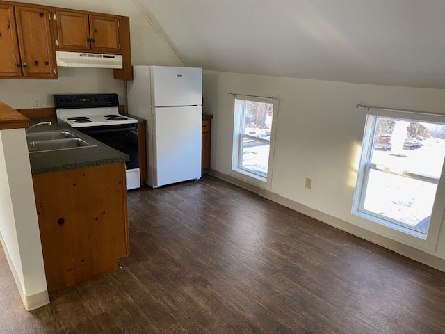 806_middle_2_kitchen